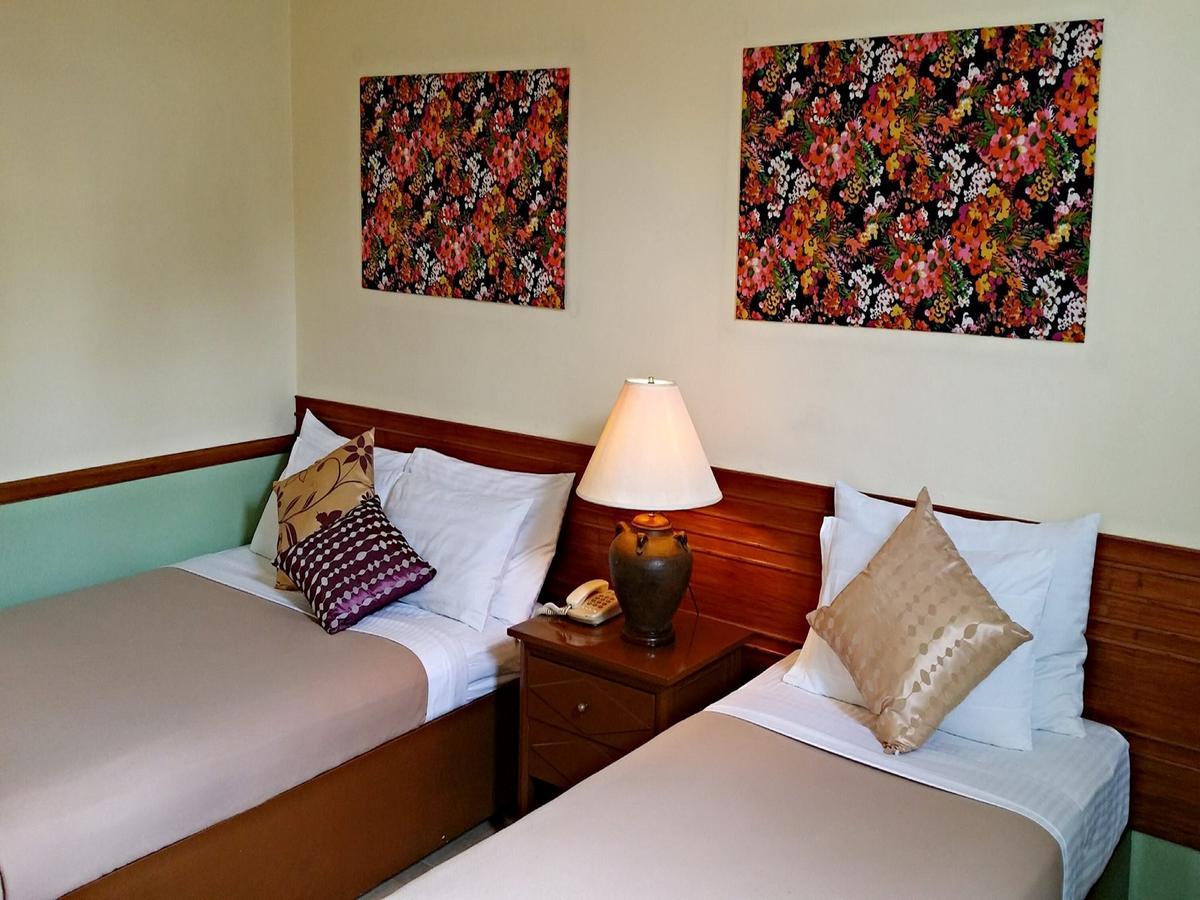 La Parilla Hotel Cabanatuan City Екстер'єр фото