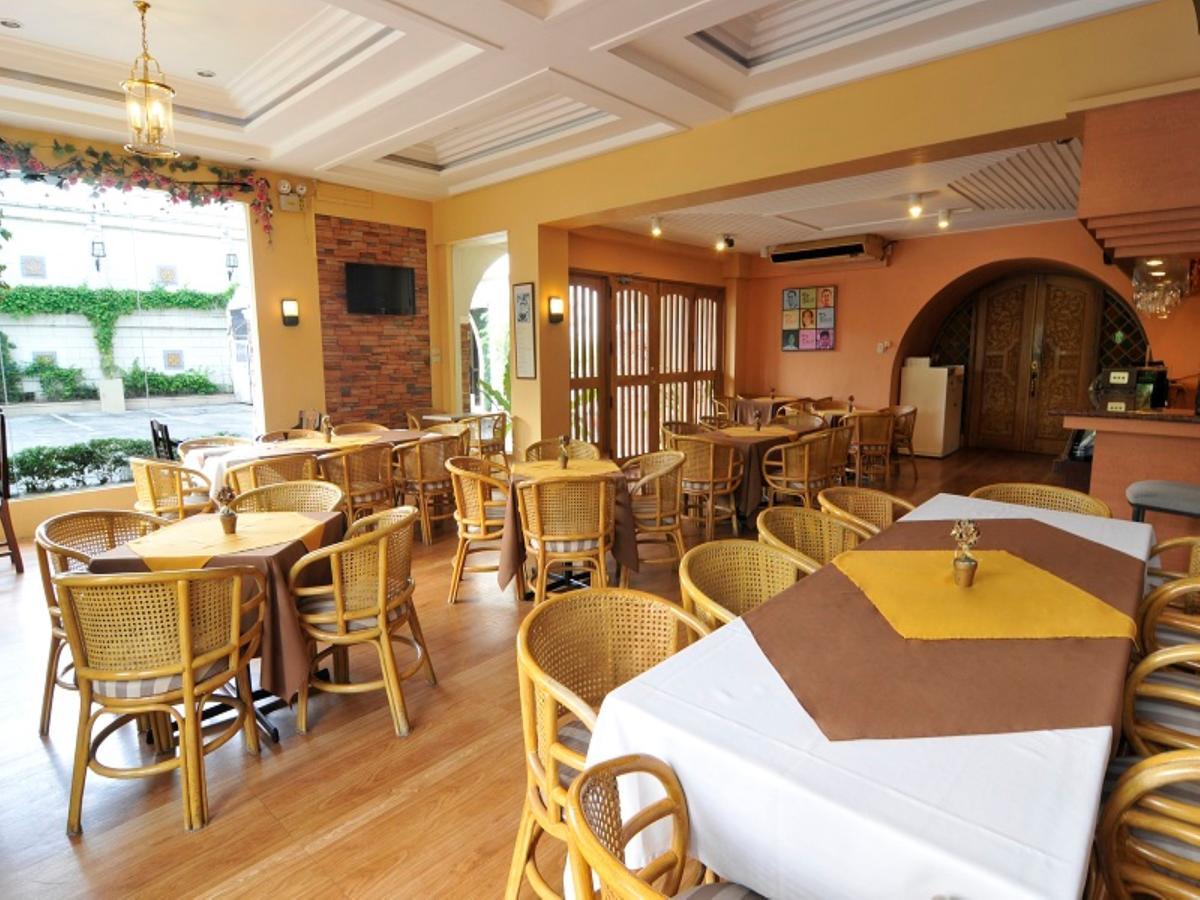 La Parilla Hotel Cabanatuan City Екстер'єр фото